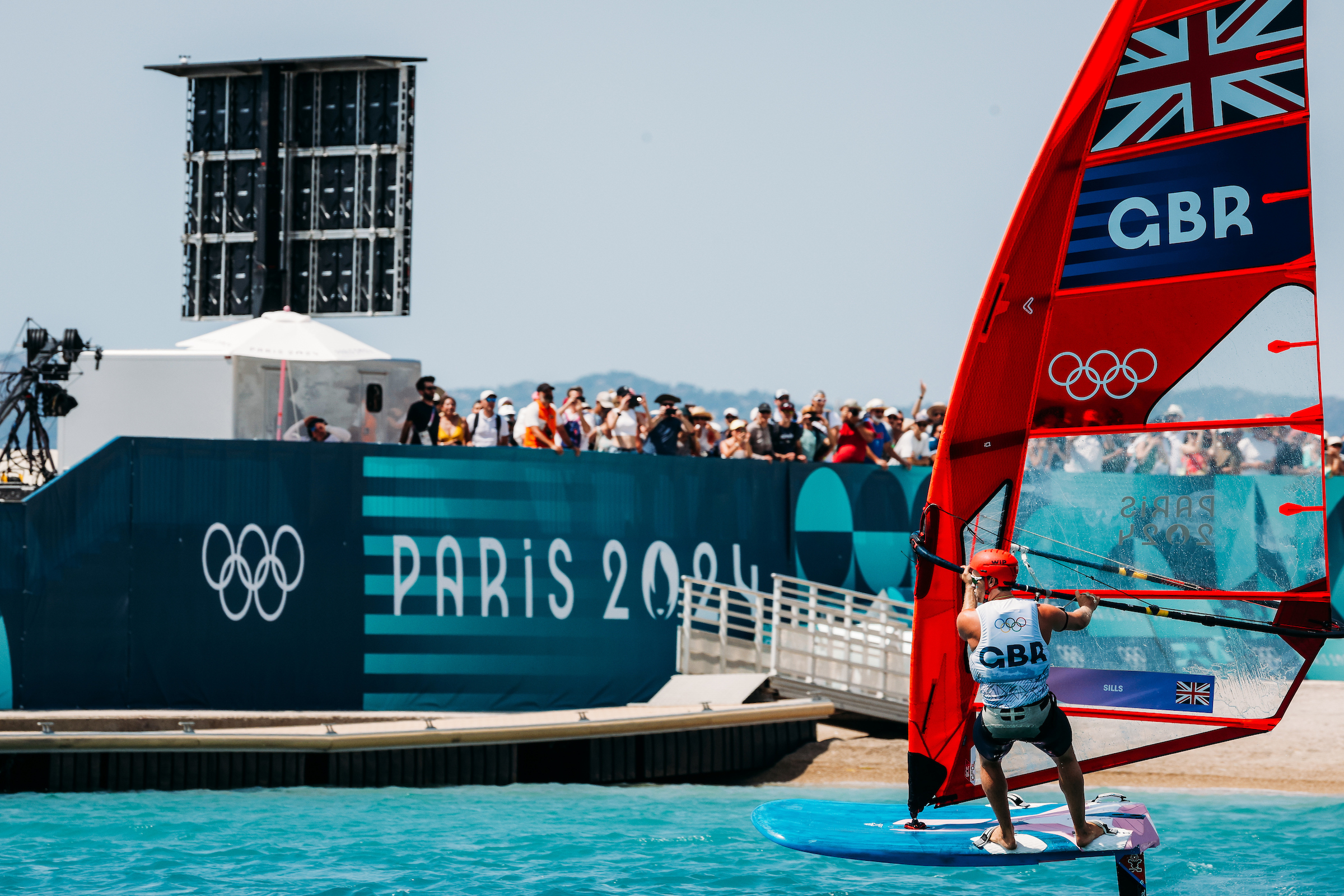 Sam Sills playing to the crowds. © Sailing Energy